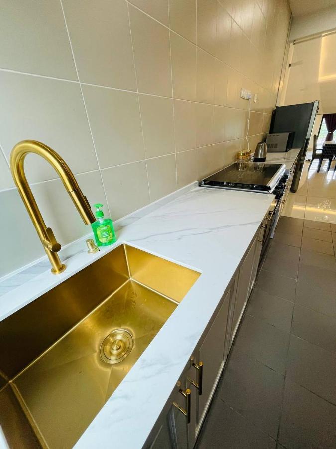Homestay 3Br Near Setia Alam Shah Alam Ngoại thất bức ảnh
